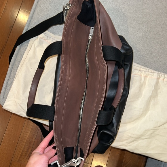 Jack Spade Men’s Duffle Bag like new condition and never used/Discontinued brand - Picture 10 of 13